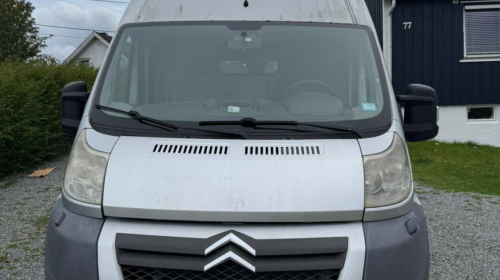 Citroen (foran bilde)