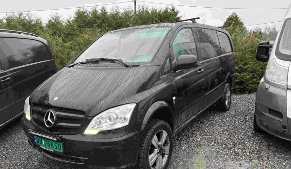 Mercedes Vito (DN 76650) (siden)